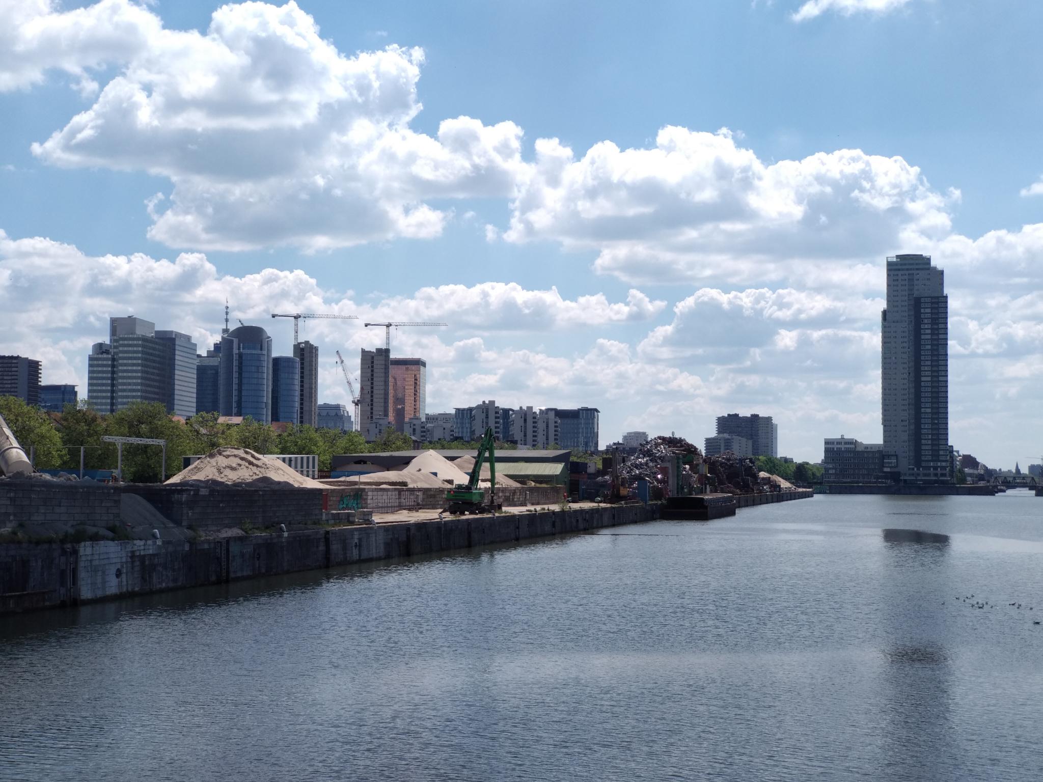 brussels port basin