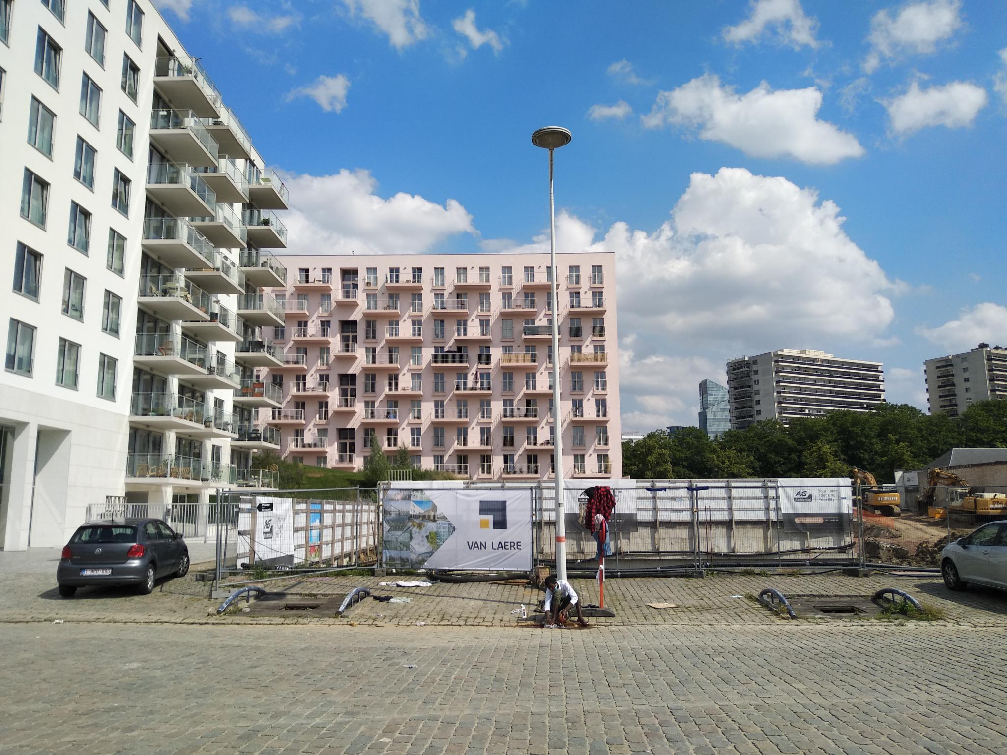 (Quai de Peniches. Brussels)