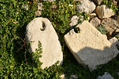 stone anchors