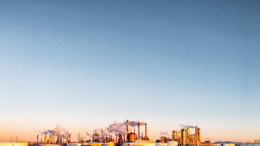 Oil refinery Port City Futures