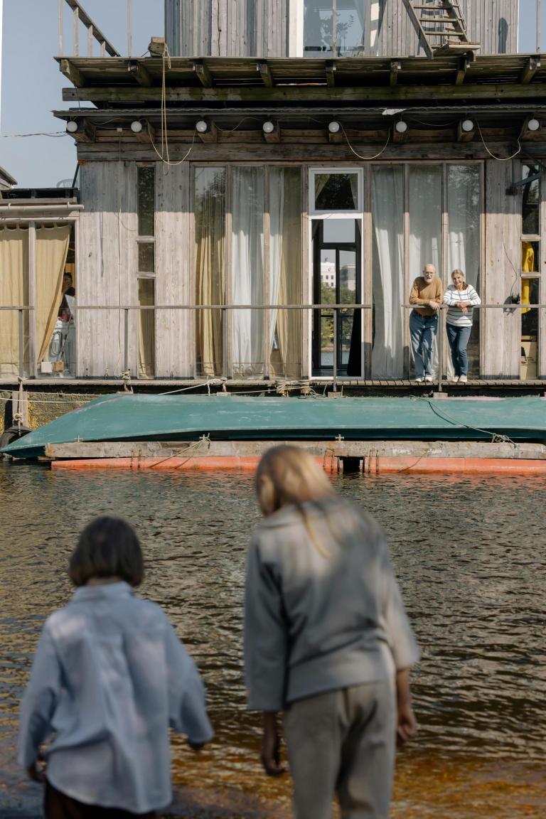 Floating City