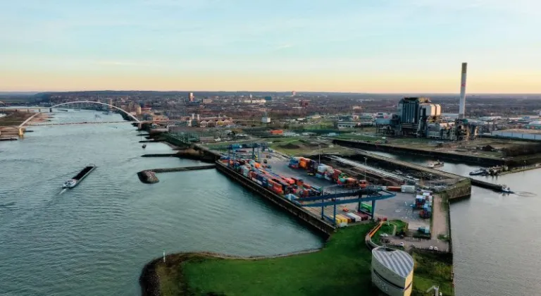 Small Ports image