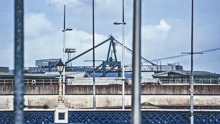Understanding how words matter for port heritage: towards a network perspective