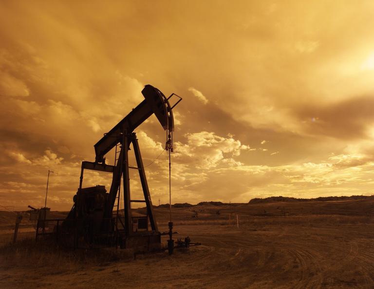 oil rig pexels