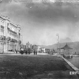 Banner image: Faliro Waterfront Hotels and Public Baths. Photograph by P. Poulidis, ca. 1925. ERT Archives, Petros Poulidis Collection